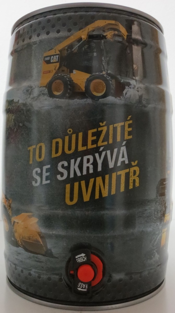 Svijany ZEPPELIN TO DŮLEŽITÉ SE UKRÝVÁ UVNITŘ