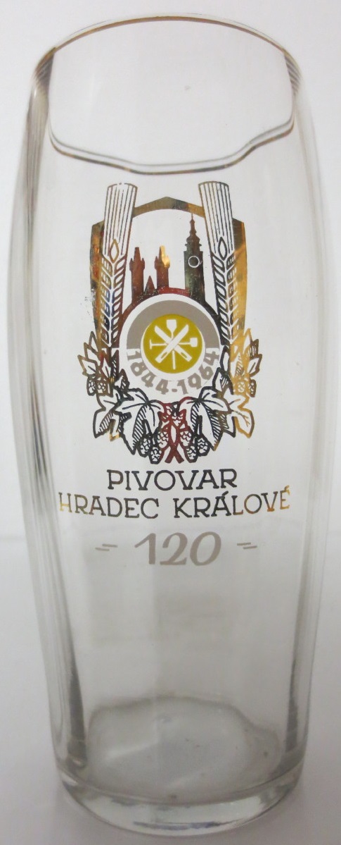 PIVOVAR HRADEC KRÁLOVÉ = 120 = (0,5L) zlatý