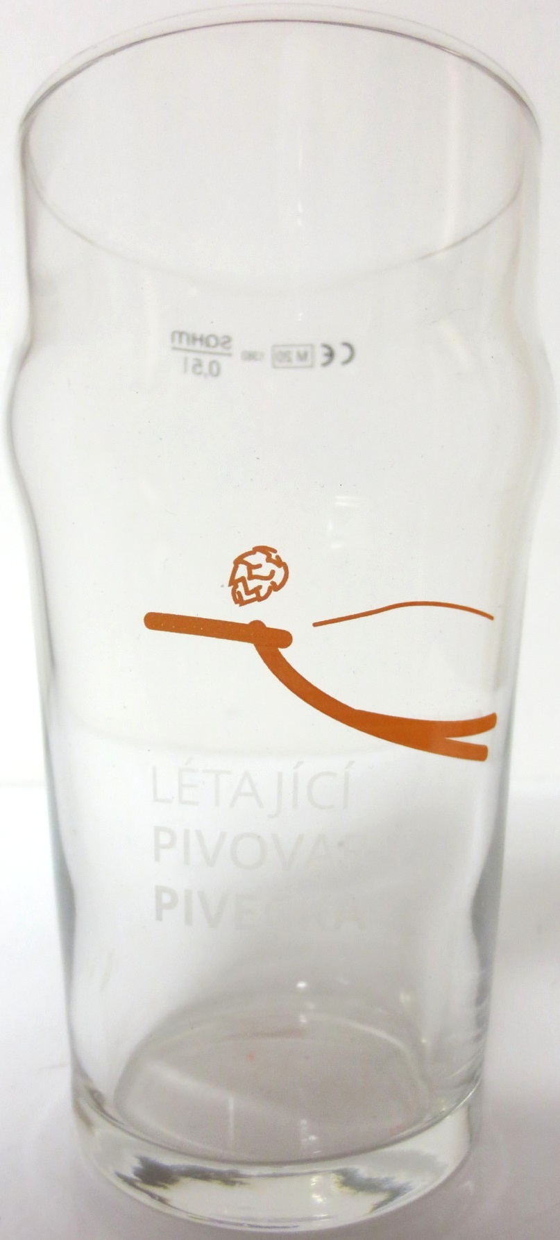 LÉTAJÍCÍ PIVOVAR PIVEČKA (0,5L) 