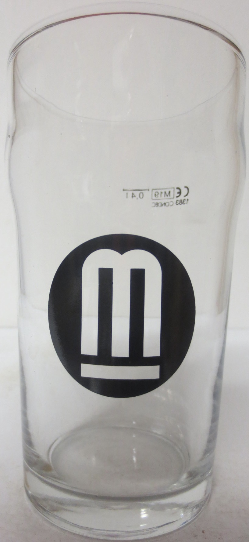 M (0,4L) 