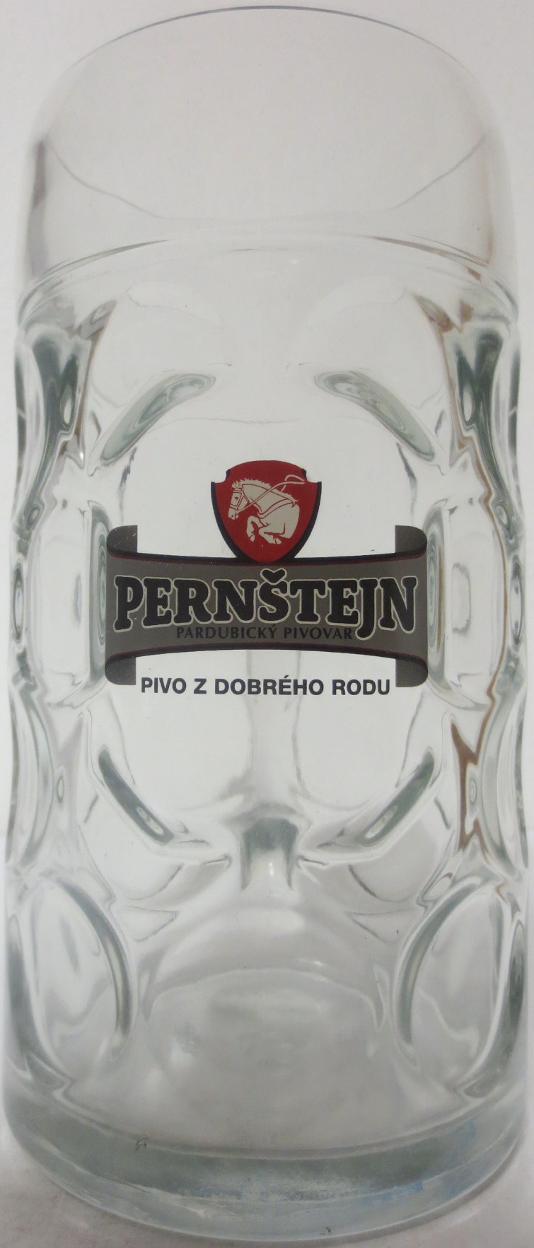PERNŠTEJN PARUBICKÝ PIVOVAR PIVO Z DOBRÉHO RODU (1L) 