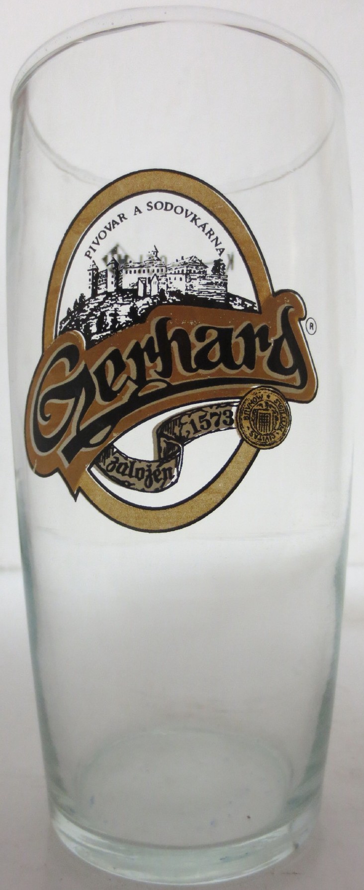 Gerhard (0,5L) průhledné logo s černým nápisem