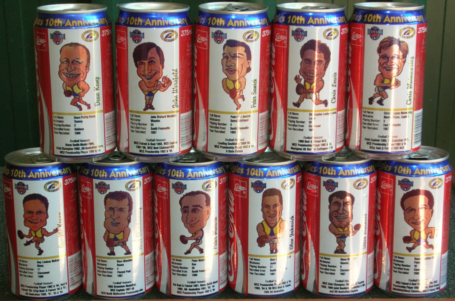 Coca Cola West Coast Eagles 10th Anniversary set from AUSTRALIA (11 cans) (37,5cl) (B/O)